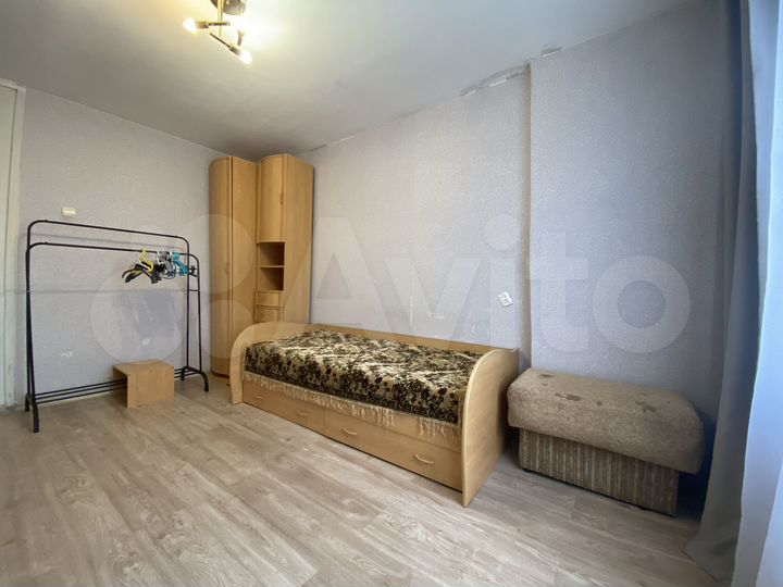 2-к. квартира, 54 м², 5/9 эт.