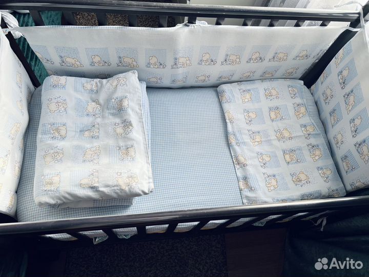 Бортики в кроватку