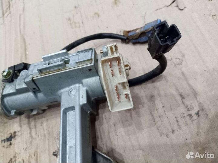 Рулевая колонка Тойота hiace