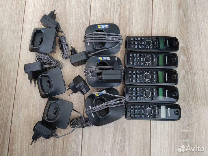 Радиотелефон Panasonic KX-TG1611RU - Комплект