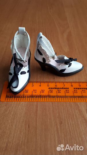 Обувь для кукол