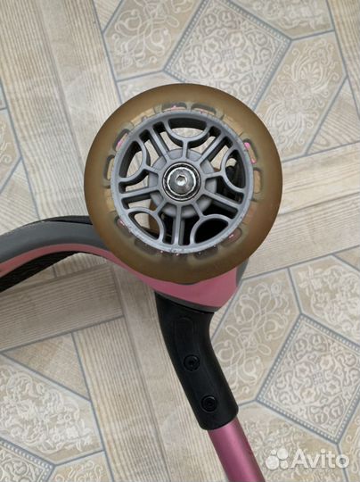 Самокат трехколесный globber