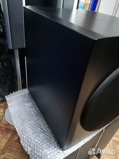 Активный сабвуфер yamaha YST - RSW 300