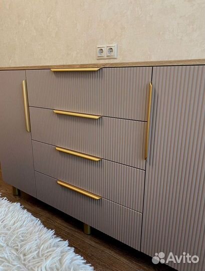 Шкаф на заказ минимализм