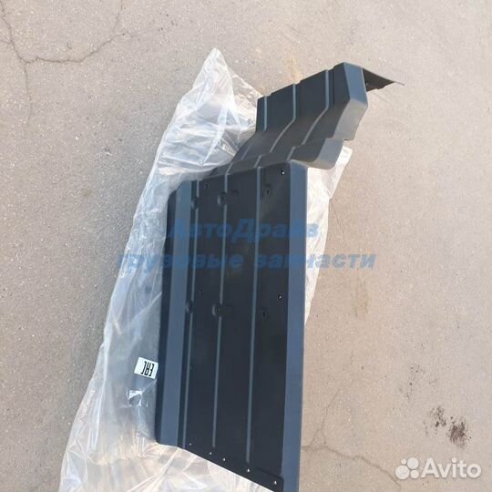 Крыло переднее MAN TGA TGS левое 81612100675