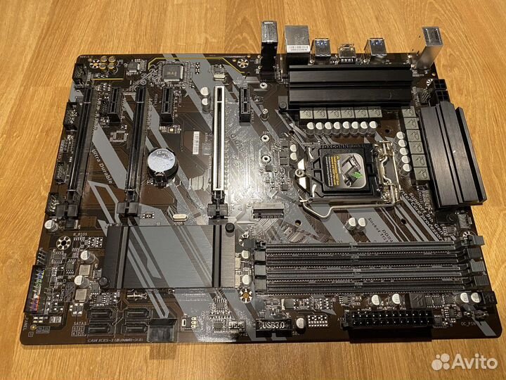 Материнская плата gigabyte Z390 UD