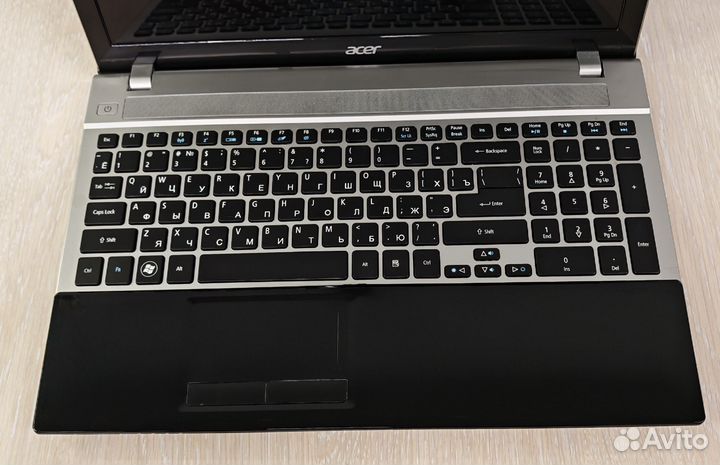 Мощный ноутбук Acer 4 ядра, SSD. Для работы и учеб