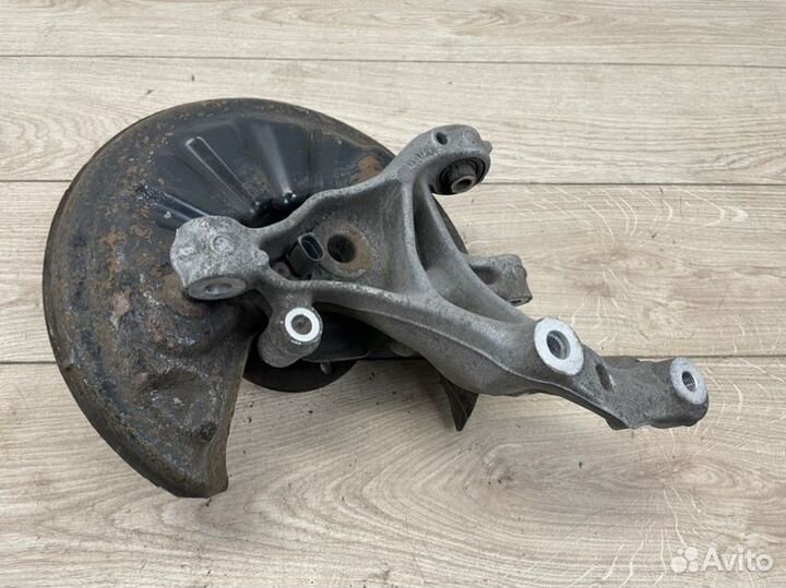 Поворотный кулак задний правый Vw Passat B8 3G 1