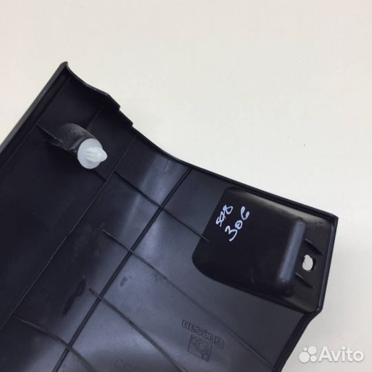 Обшивка стойки Toyota Corolla E180 2013-2019