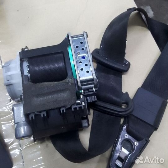 Ремень безопасности левый Audi A4 B8 2014г