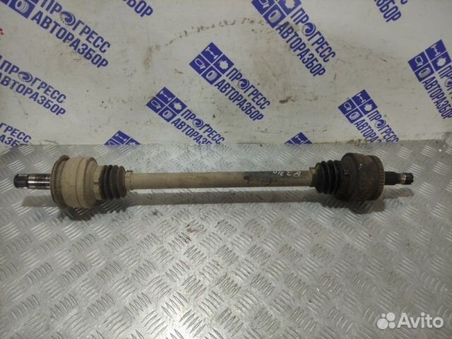 Привод задний правый Mercedes-Benz W220 S500 седан