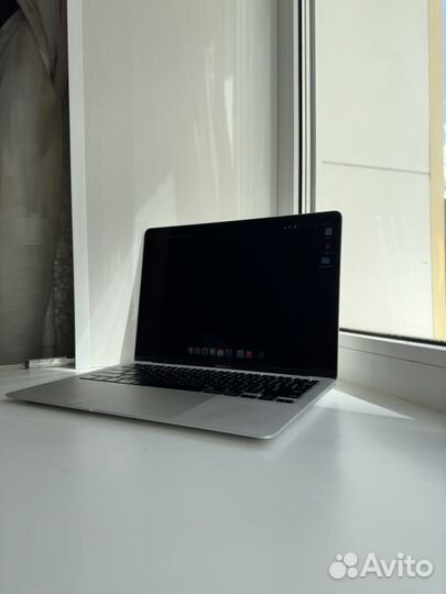 Apple MacBook Air 13 M1 (2020) 8gb 256 Silver