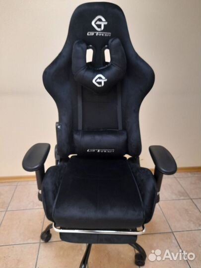 Кресло игровое компьютерное с подставкой Велюр