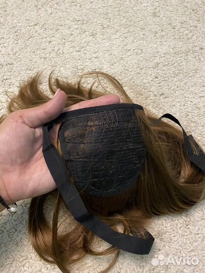 Волосы на заколках