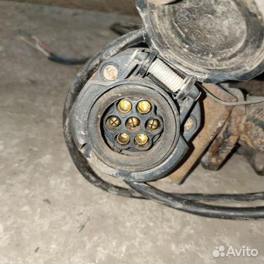 Фаркоп Hyundai Tucson кроссовер 2006