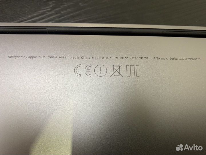 MacBook Pro 15 2016 16 гб i7 2,9 Гц Radeon Pro 460