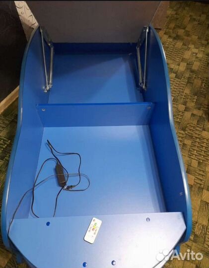 Детская кровать машина для мальчика