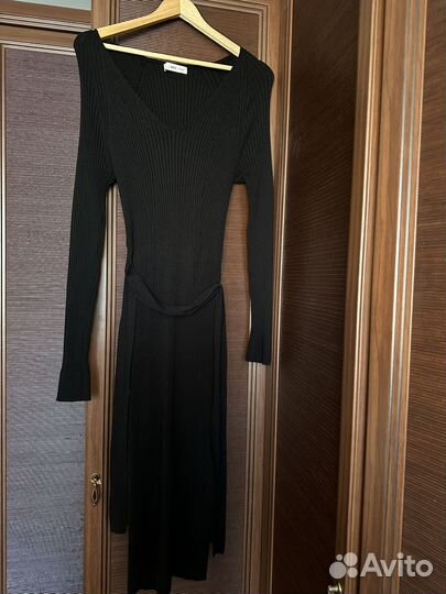 Трикотажное платье mango