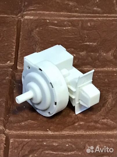 Прессостат для стиральной машины AEG