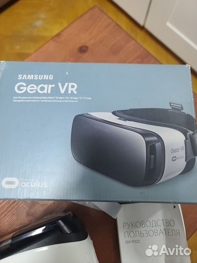 Очки виртуальной реальности samsung Gear VR