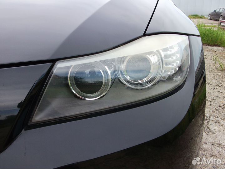 Фары передние BMW E90