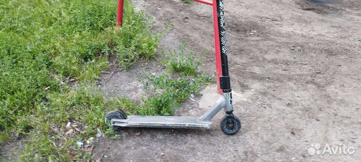 Трюковой самокат