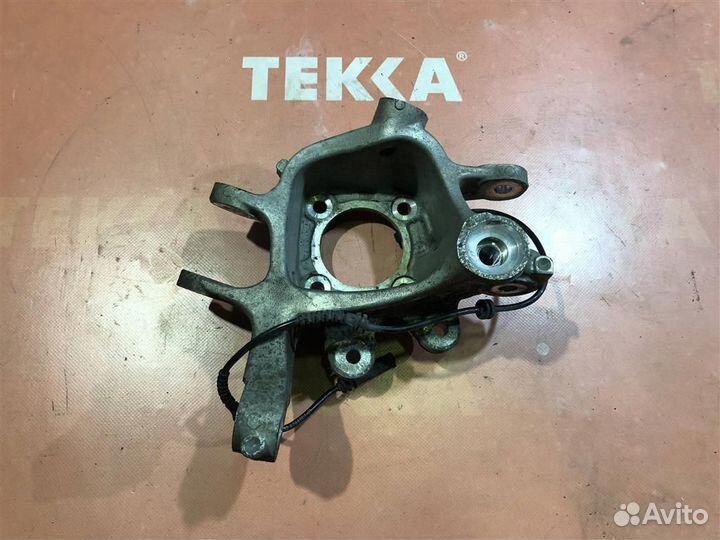 Кулак поворотный задний правый бмв 5 Ф10