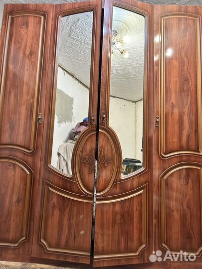 Продаю мебель б/у