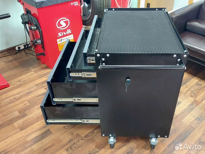 Garopt тележка 4 ящика (с замком)