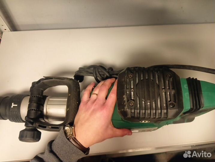 Отбойный молоток DWT