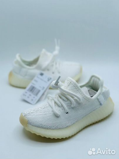 Adidas yeezy boost 350 детские белые разм. 28