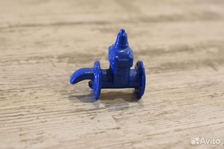 Открывашка в виде задвижки