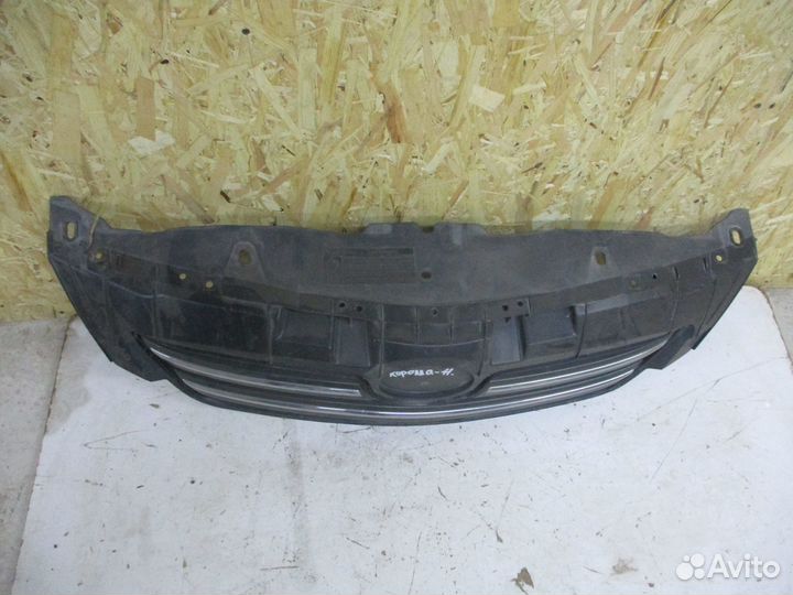 Решетка бампера Тойота Королла 150