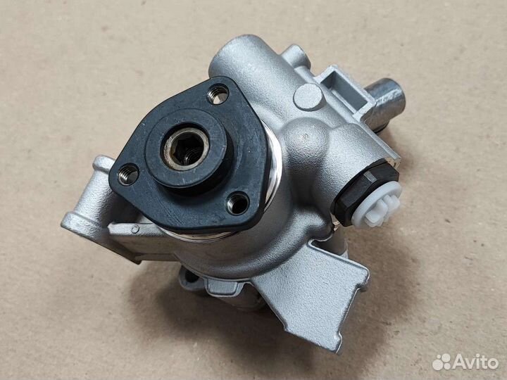 Насос гидроусилителя руля (гур) Mercedes Vito 638