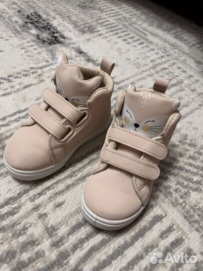 Ботинки демисезонные для девочки 22 размер