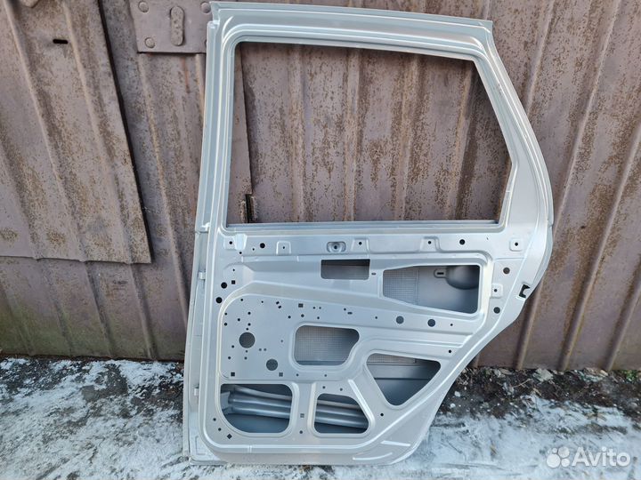 Дверь задняя правая LADA Granta седан