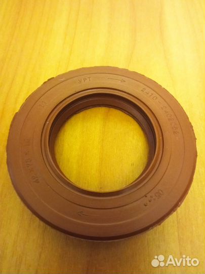Сальник заднего моста на Волга,Газель 42х75х10,VPT