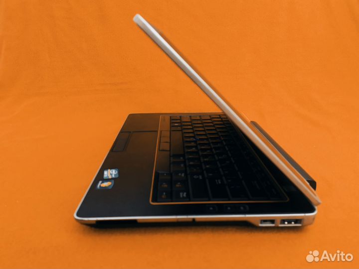 Ноутбук Dell Latitude E6320