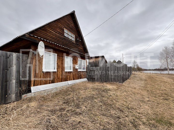 Дом 29,3 м² на участке 12 сот.