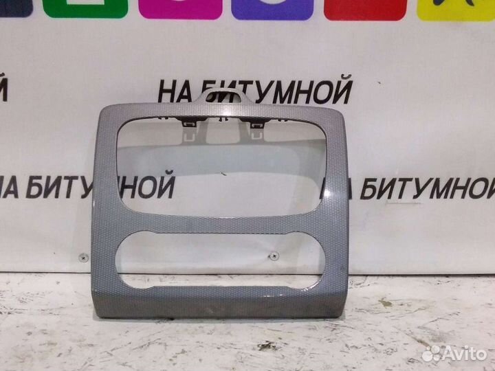 Рамка магнитолы Ford Focus 2
