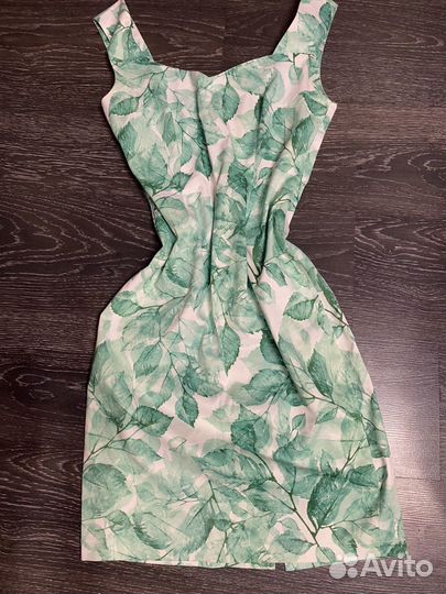 Пакет платьев 42-44