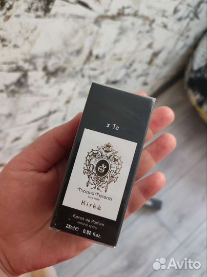 Духи молекула 02