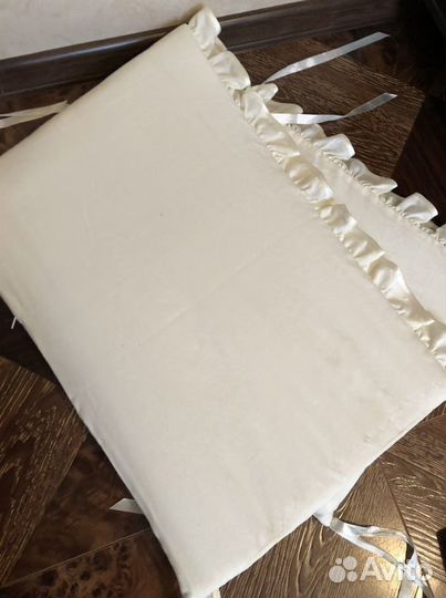 Бортики в кроватку