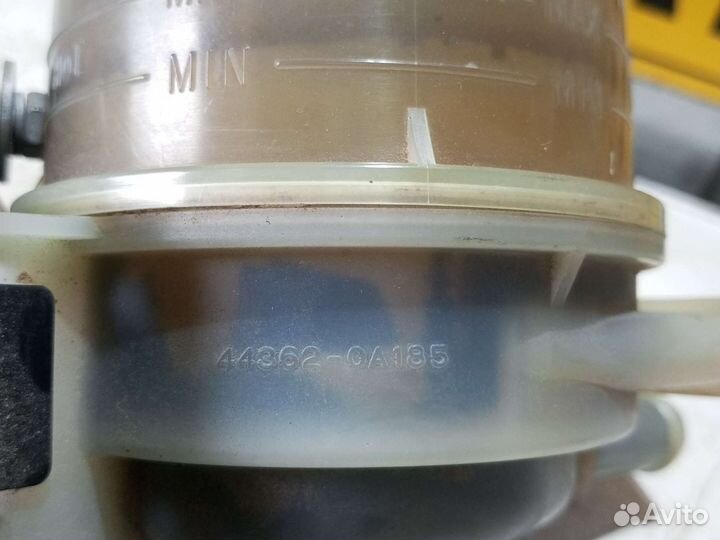 Бачок гидроусилителя Toyota Camry V40 2.4 2006