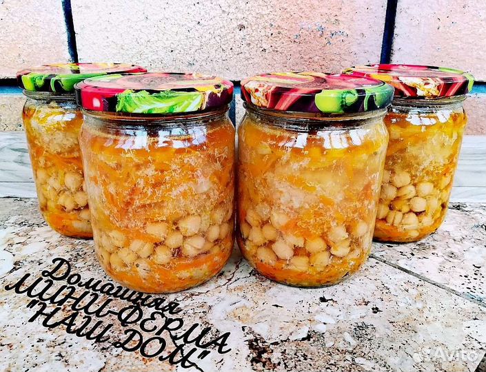 Цельнозерновой нут с домашними тефтельками