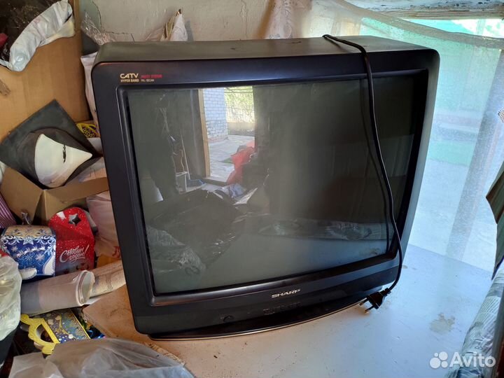 Цветной телевизор Sharp CV-2195RU