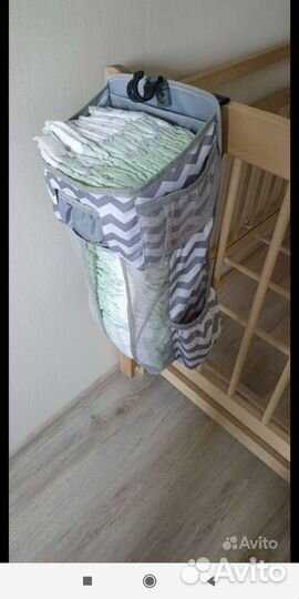 Органайзер на кроватку