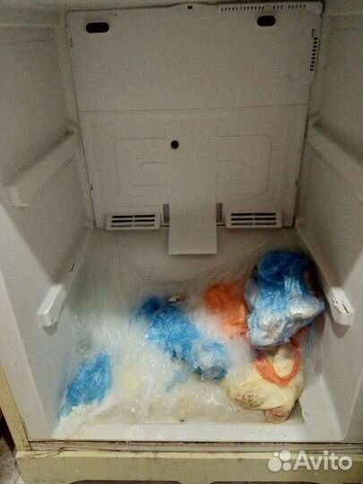 Ремонт холодильников бытовых морозильных камер