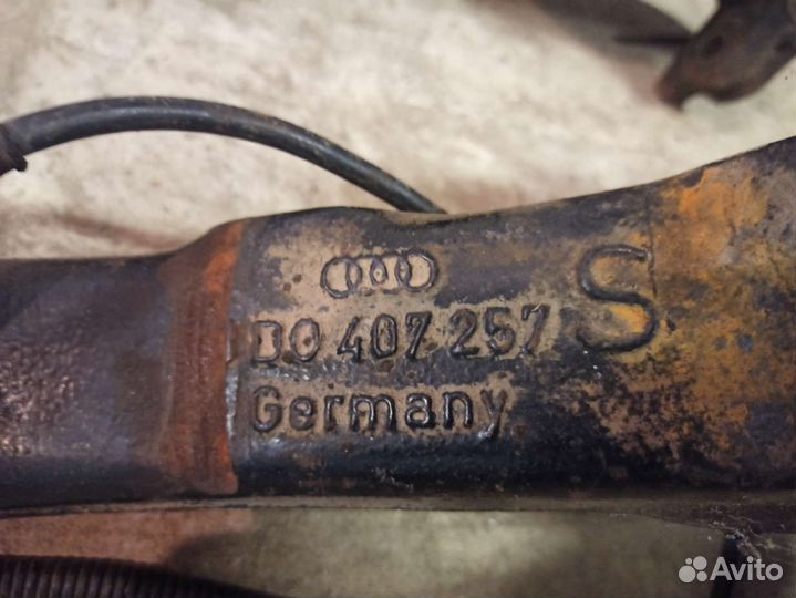 Кулак Volkswagen Passat B5+