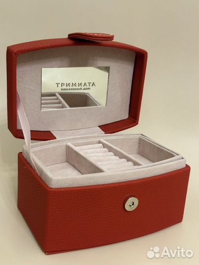 Шкатулка для украшений